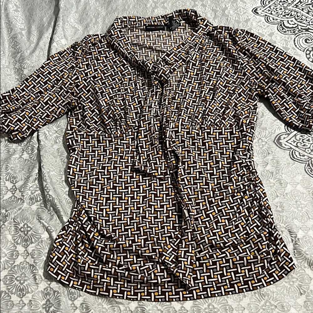 Geometric Patterned Women's Top - Black and White